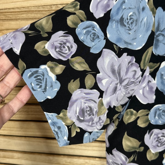 Anna Short Sleeve Button Up Blouse Black Blue Purple Shoulder Pads Size XL - Picture 2 of 6